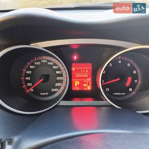 Позашляховик / Кросовер Mitsubishi Outlander 2007 в Одесі фото 12 Позашляховик / Кросовер Mitsubishi Outlander 2007 в Одесі