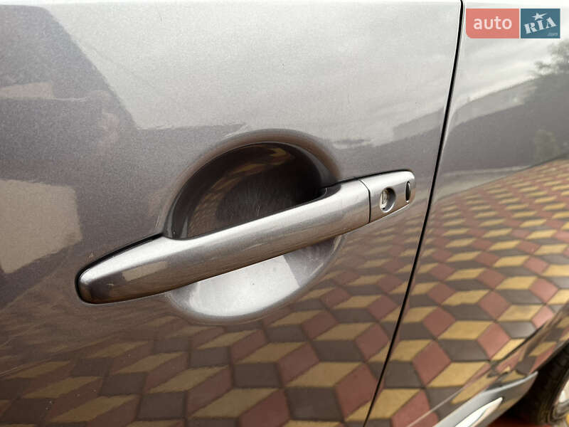 Внедорожник / Кроссовер Mitsubishi Outlander 2012 в Виннице