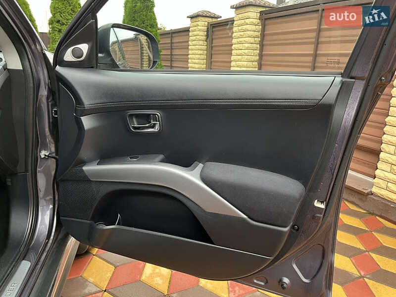 Внедорожник / Кроссовер Mitsubishi Outlander 2012 в Виннице