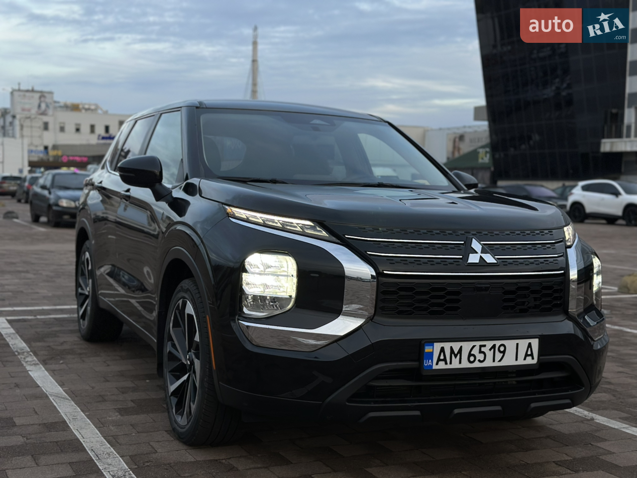 2021 Mitsubishi Outlander - мініатюра 35