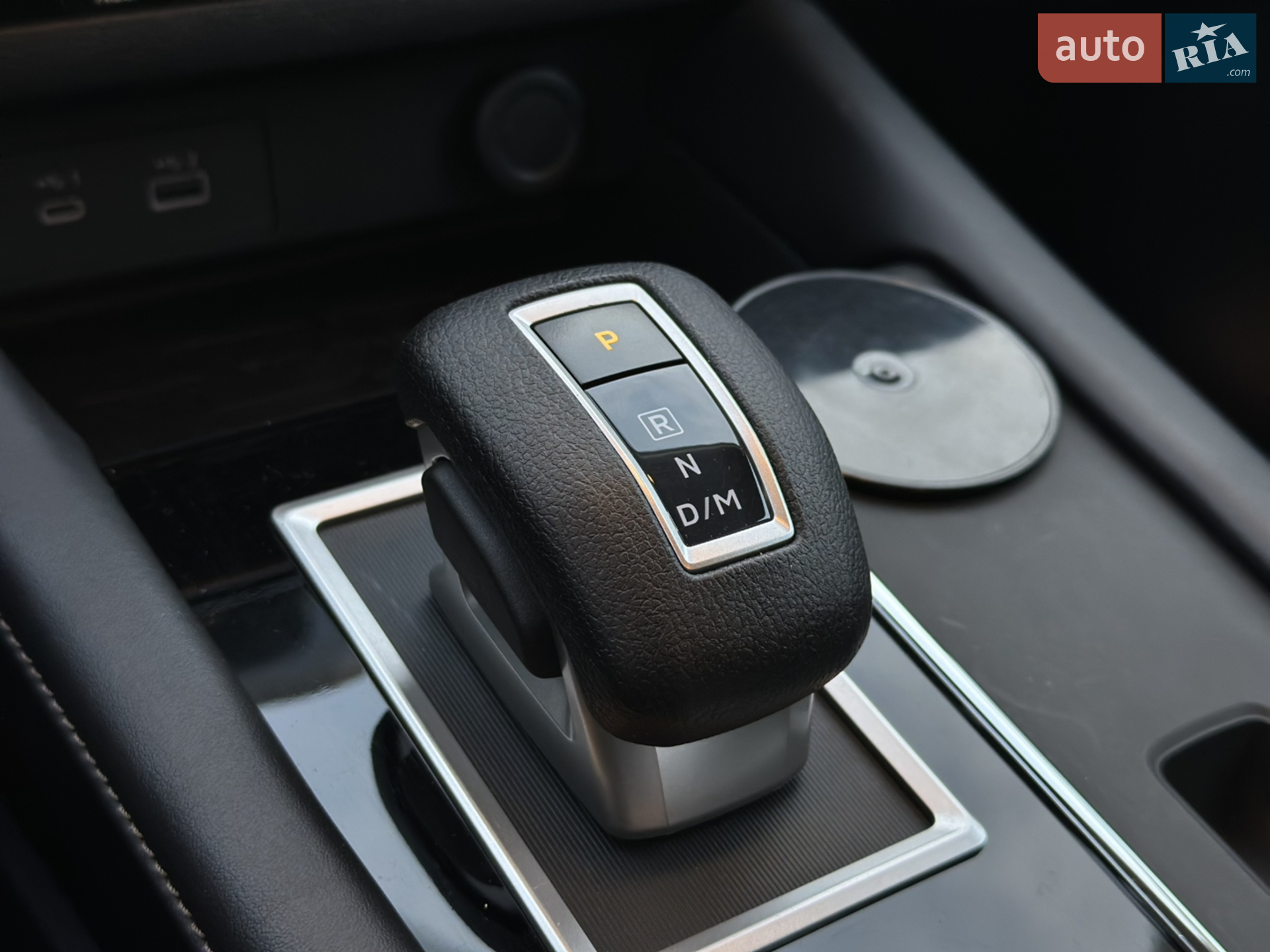 2022 Mitsubishi Outlander - мініатюра 16