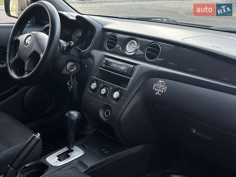 Внедорожник / Кроссовер Mitsubishi Outlander 2007 в Николаеве