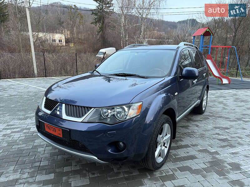 Позашляховик / Кросовер Mitsubishi Outlander 2007 в Кременці