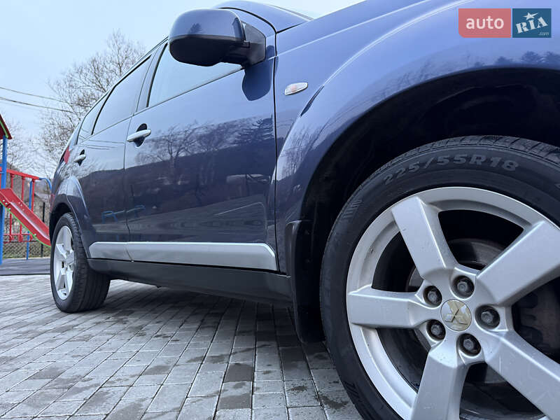 Позашляховик / Кросовер Mitsubishi Outlander 2007 в Кременці