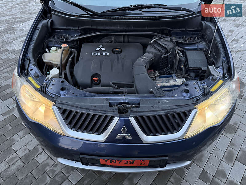 Позашляховик / Кросовер Mitsubishi Outlander 2007 в Кременці