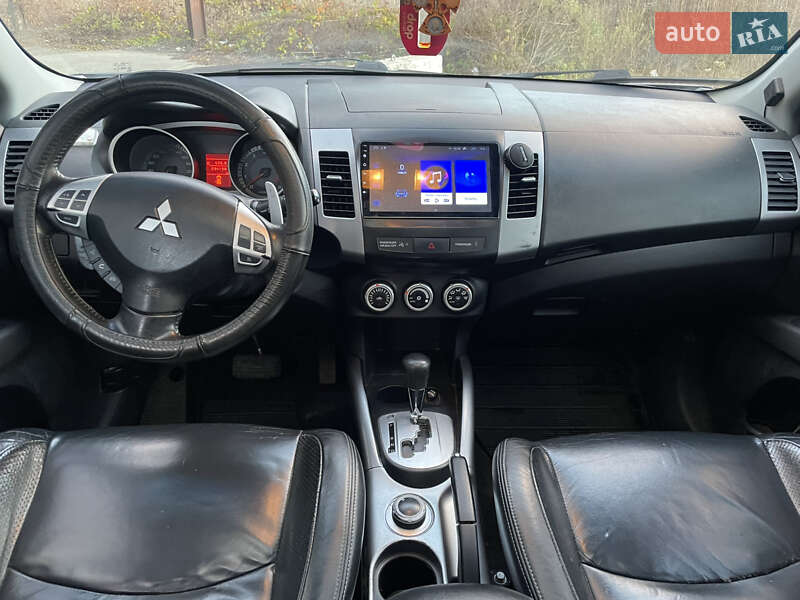 Внедорожник / Кроссовер Mitsubishi Outlander 2008 в Чернигове фото 8 Внедорожник / Кроссовер Mitsubishi Outlander 2008 в Чернигове
