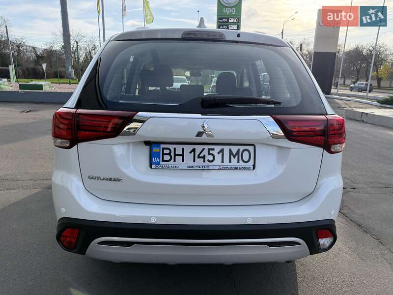Позашляховик / Кросовер Mitsubishi Outlander 2019 в Одесі фото 6 Позашляховик / Кросовер Mitsubishi Outlander 2019 в Одесі