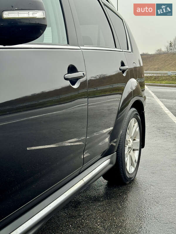 Позашляховик / Кросовер Mitsubishi Outlander 2012 в Полтаві