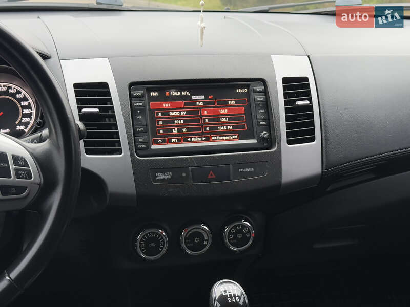 Позашляховик / Кросовер Mitsubishi Outlander 2010 в Тернополі