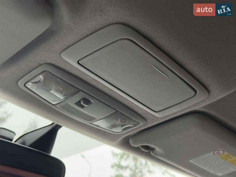 Позашляховик / Кросовер Mitsubishi Outlander 2010 в Тернополі