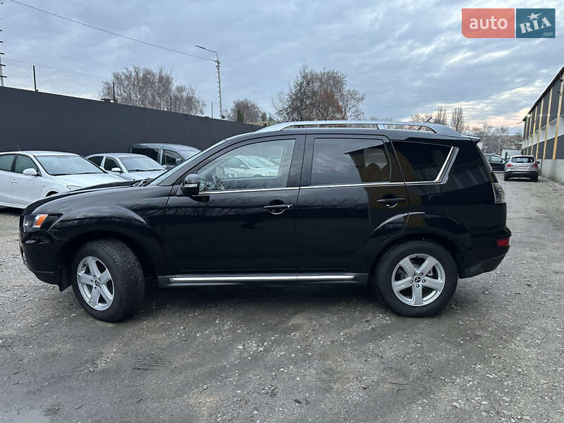 Позашляховик / Кросовер Mitsubishi Outlander 2009 в Ніжині