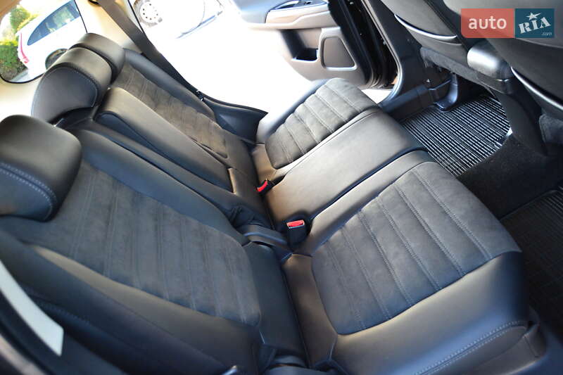 Внедорожник / Кроссовер Mitsubishi Outlander 2013 в Дрогобыче