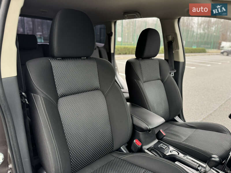 Позашляховик / Кросовер Mitsubishi Outlander 2018 в Харкові фото 56 Позашляховик / Кросовер Mitsubishi Outlander 2018 в Харкові