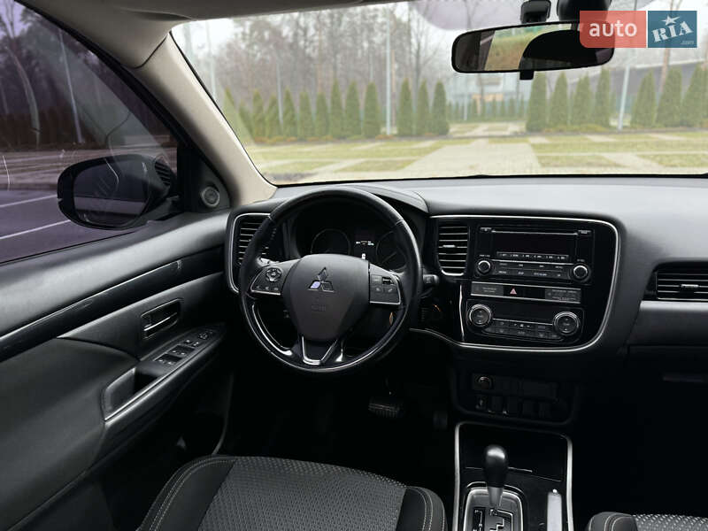 Позашляховик / Кросовер Mitsubishi Outlander 2018 в Харкові фото 59 Позашляховик / Кросовер Mitsubishi Outlander 2018 в Харкові