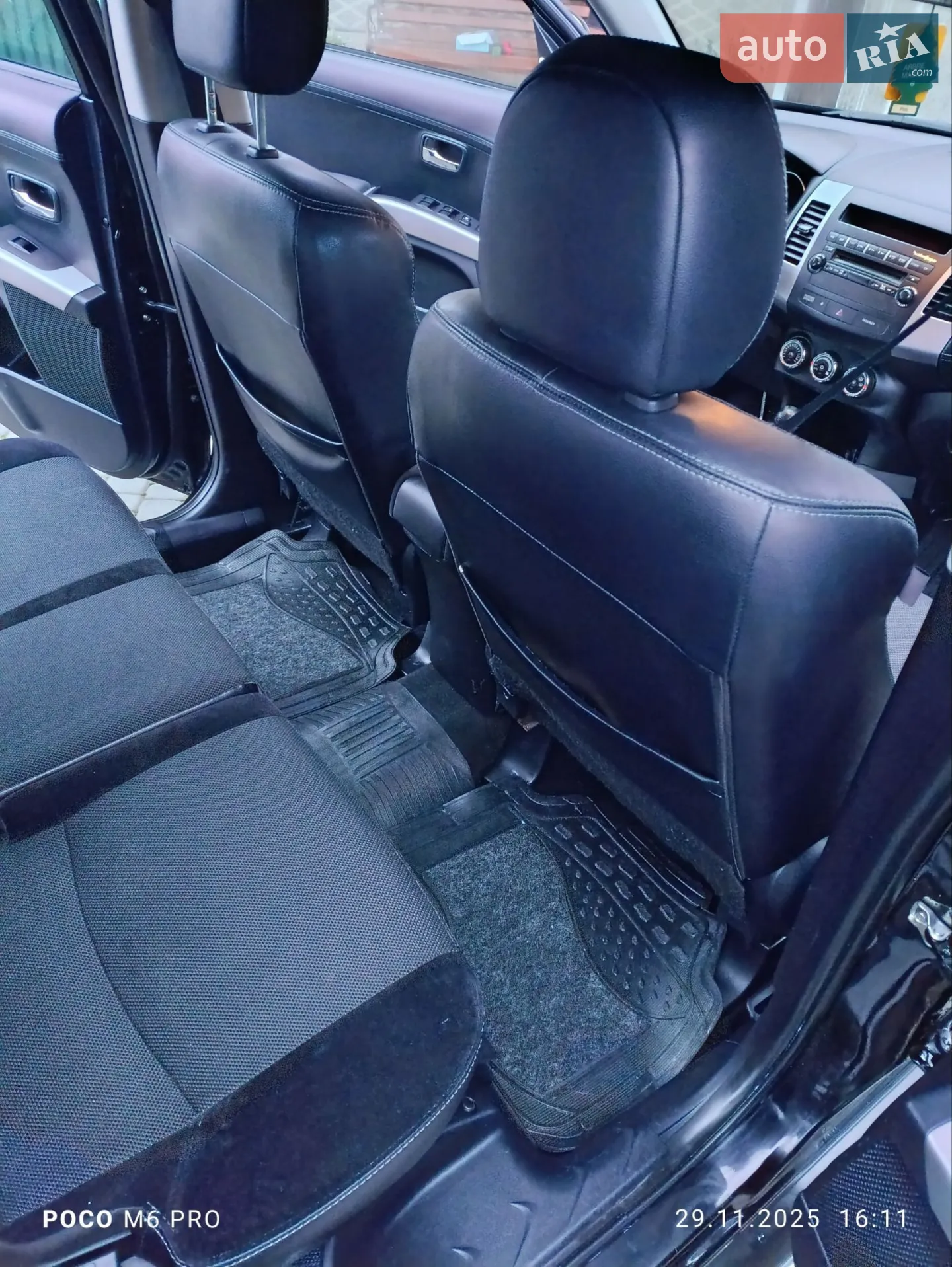 2010 Mitsubishi Outlander - мініатюра 15