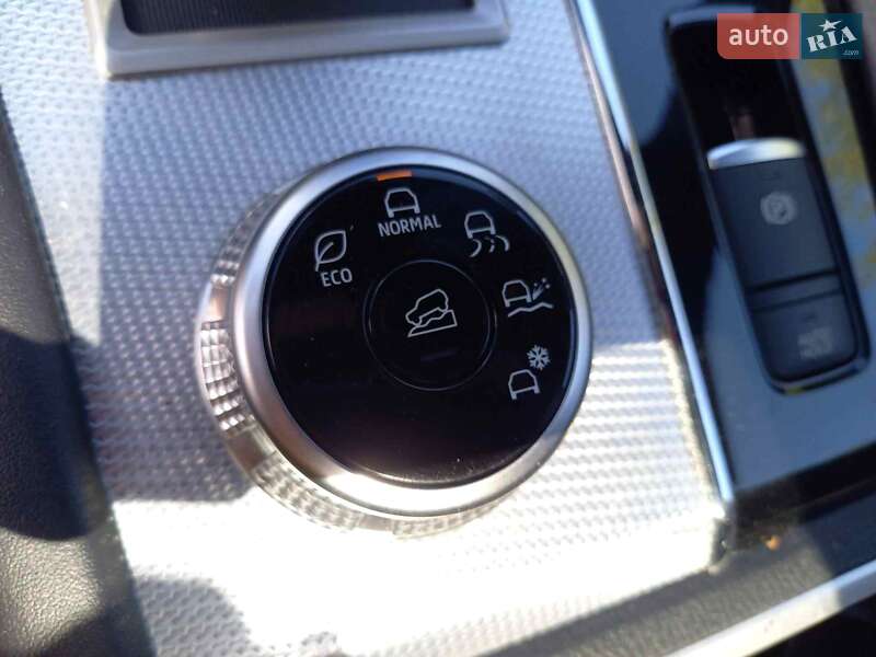 Внедорожник / Кроссовер Mitsubishi Outlander 2022 в Черкассах