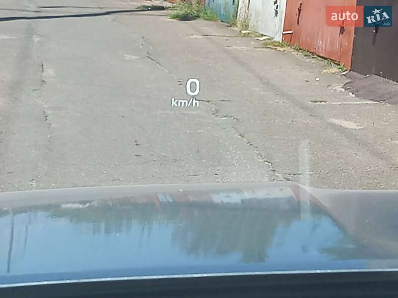 Внедорожник / Кроссовер Mitsubishi Outlander 2022 в Черкассах