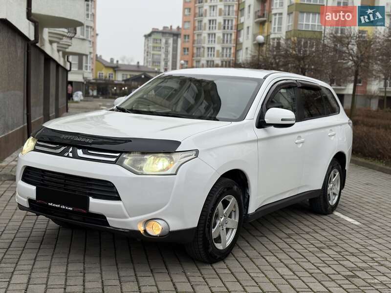 Внедорожник / Кроссовер Mitsubishi Outlander 2013 в Ивано-Франковске