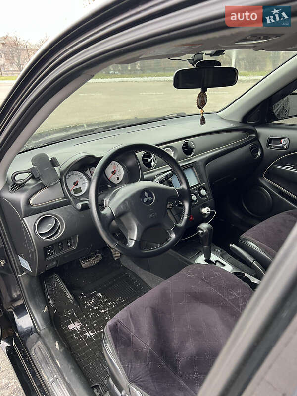 Позашляховик / Кросовер Mitsubishi Outlander 2005 в Харкові фото 16 Позашляховик / Кросовер Mitsubishi Outlander 2005 в Харкові