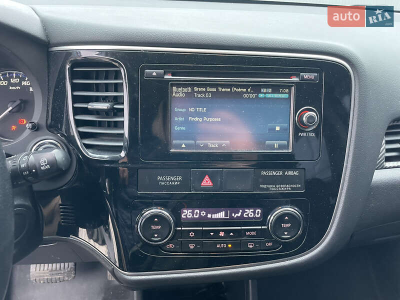 Позашляховик / Кросовер Mitsubishi Outlander 2012 в Полтаві