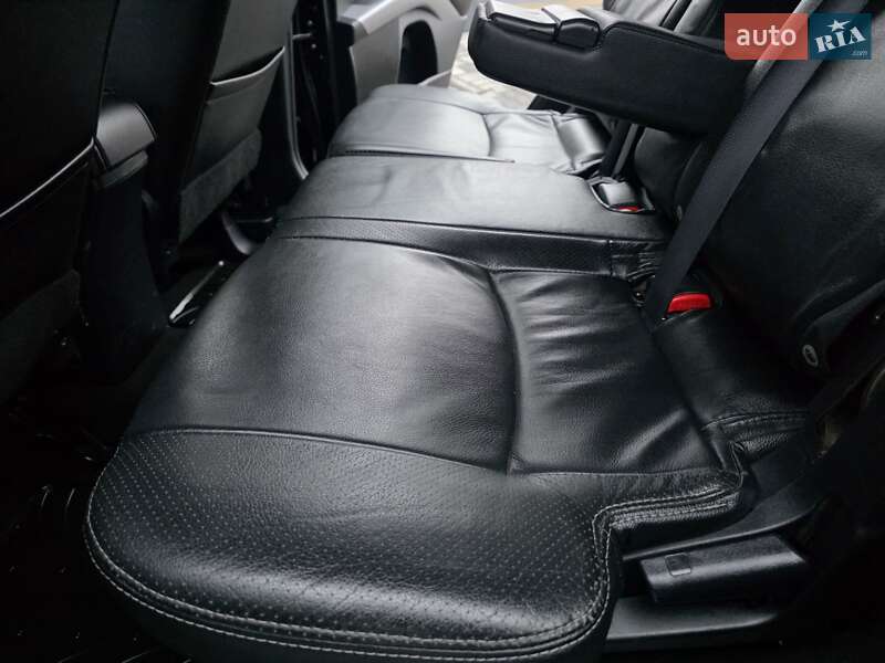 Внедорожник / Кроссовер Mitsubishi Outlander 2012 в Хмельницком