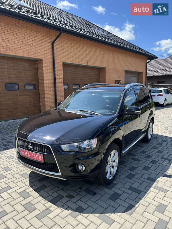Позашляховик / Кросовер Mitsubishi Outlander 2010 в Рівному фото 3 Позашляховик / Кросовер Mitsubishi Outlander 2010 в Рівному