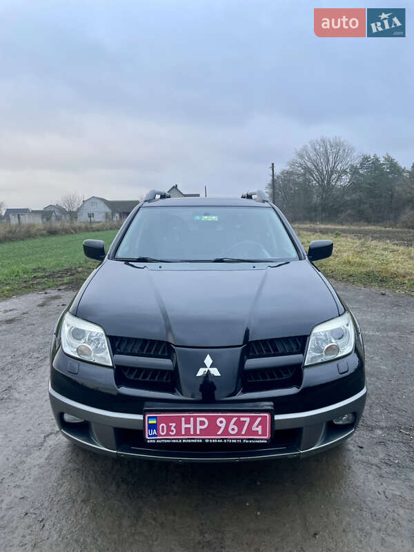 Внедорожник / Кроссовер Mitsubishi Outlander 2006 в Ровно