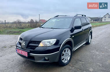 Позашляховик / Кросовер Mitsubishi Outlander 2006 в Рівному