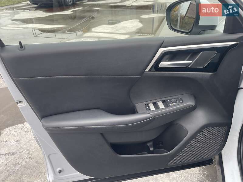 Внедорожник / Кроссовер Mitsubishi Outlander 2021 в Киеве фото 24 Внедорожник / Кроссовер Mitsubishi Outlander 2021 в Киеве