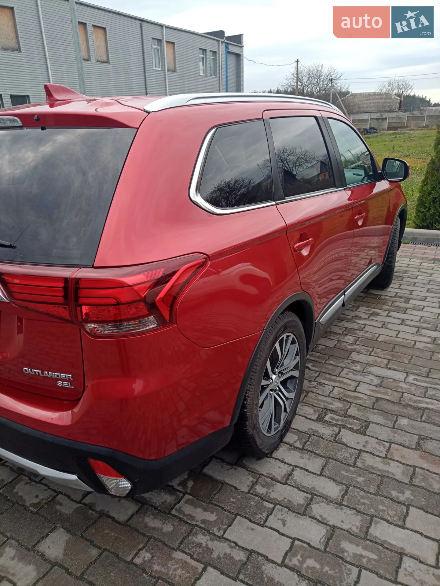 2016 Mitsubishi Outlander - мініатюра 10