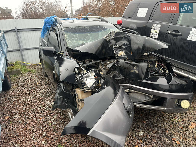 Mitsubishi Outlander 2006