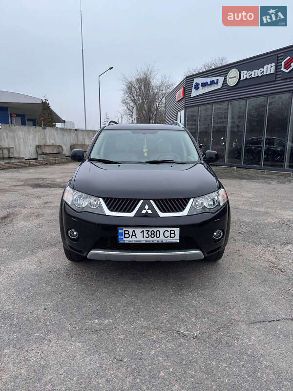Позашляховик / Кросовер Mitsubishi Outlander 2007 в Запоріжжі фото Позашляховик / Кросовер Mitsubishi Outlander 2007 в Запоріжжі