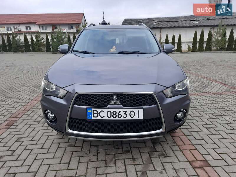 Внедорожник / Кроссовер Mitsubishi Outlander 2009 в Золочеве