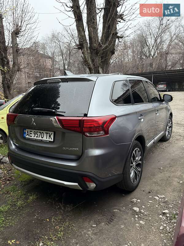 Позашляховик / Кросовер Mitsubishi Outlander 2017 в Кам'янському фото 8 Позашляховик / Кросовер Mitsubishi Outlander 2017 в Кам'янському