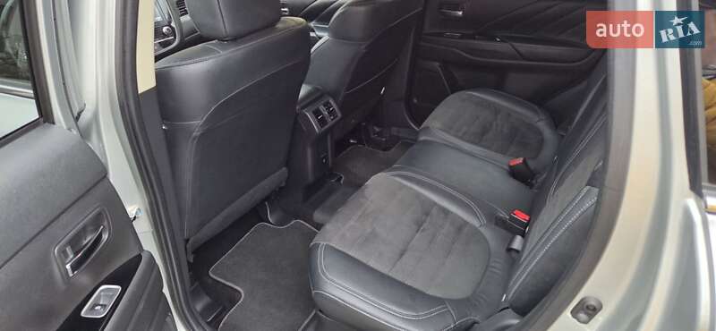 Позашляховик / Кросовер Mitsubishi Outlander 2020 в Тернополі фото 13 Позашляховик / Кросовер Mitsubishi Outlander 2020 в Тернополі