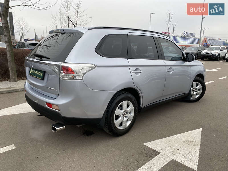 Позашляховик / Кросовер Mitsubishi Outlander 2012 в Києві фото 8 Позашляховик / Кросовер Mitsubishi Outlander 2012 в Києві