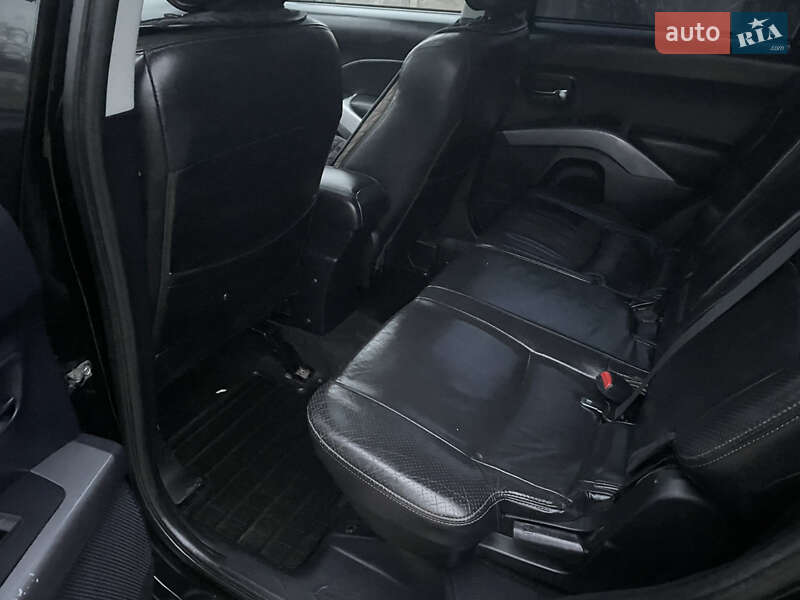 Внедорожник / Кроссовер Mitsubishi Outlander 2007 в Николаеве фото 13 Внедорожник / Кроссовер Mitsubishi Outlander 2007 в Николаеве