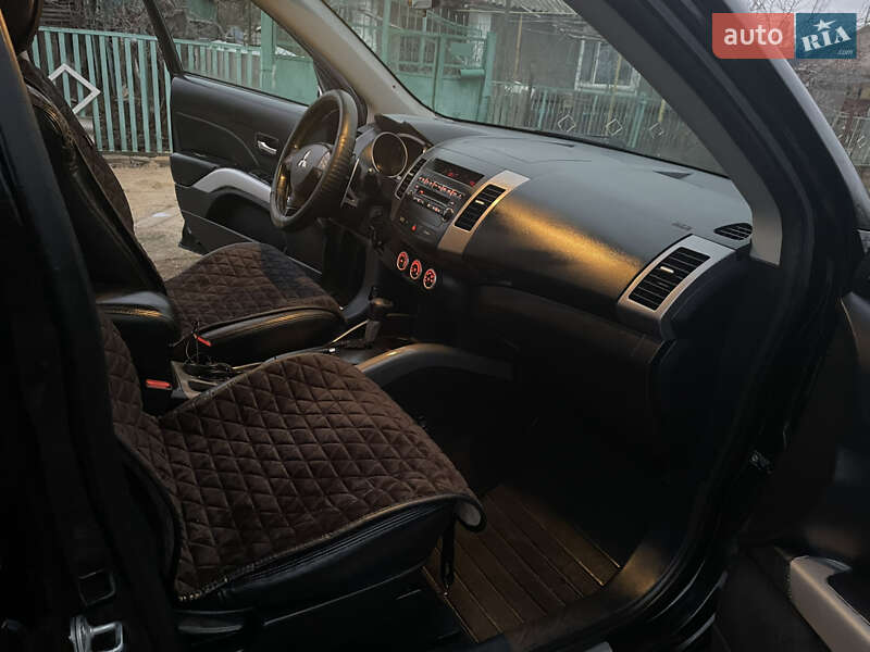 Внедорожник / Кроссовер Mitsubishi Outlander 2007 в Николаеве фото 22 Внедорожник / Кроссовер Mitsubishi Outlander 2007 в Николаеве