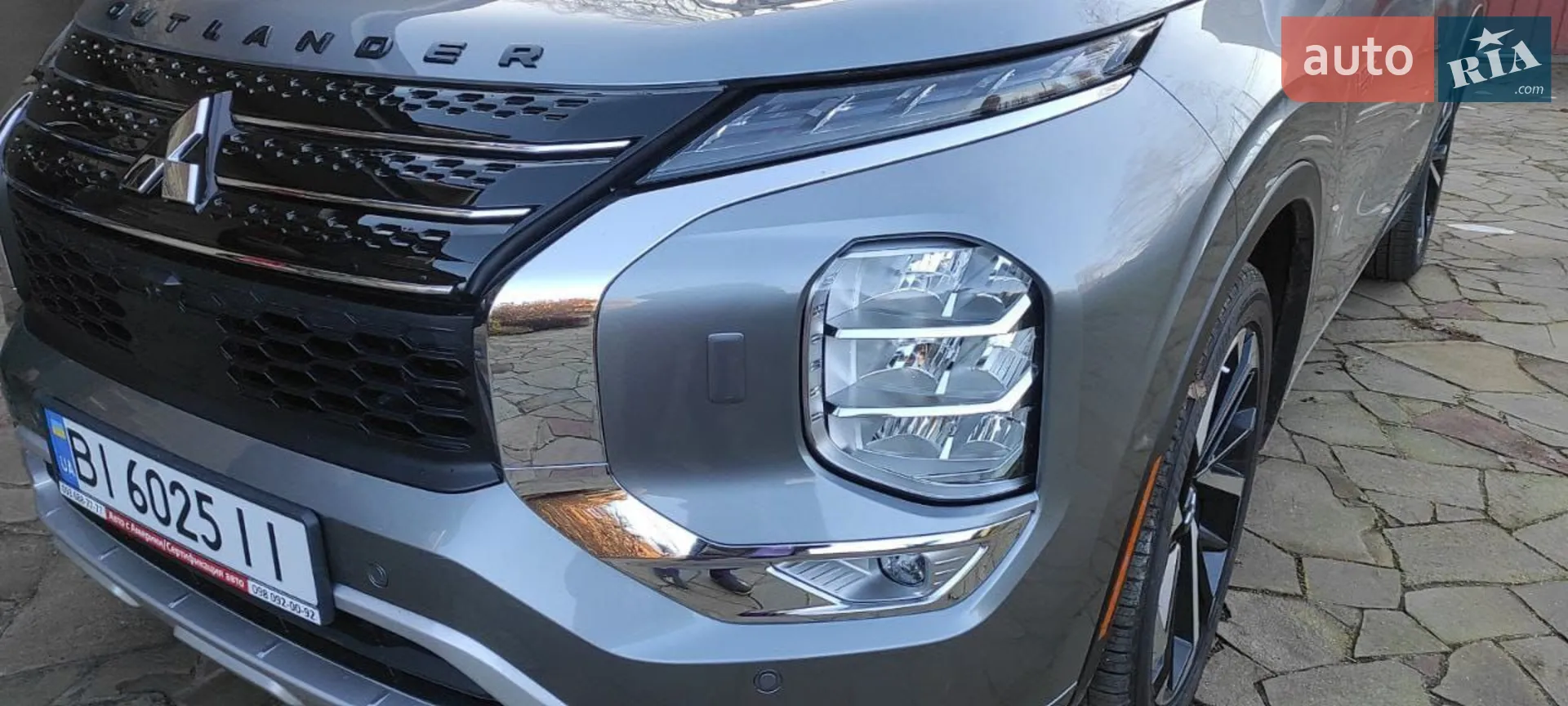 2023 Mitsubishi Outlander - мініатюра 4