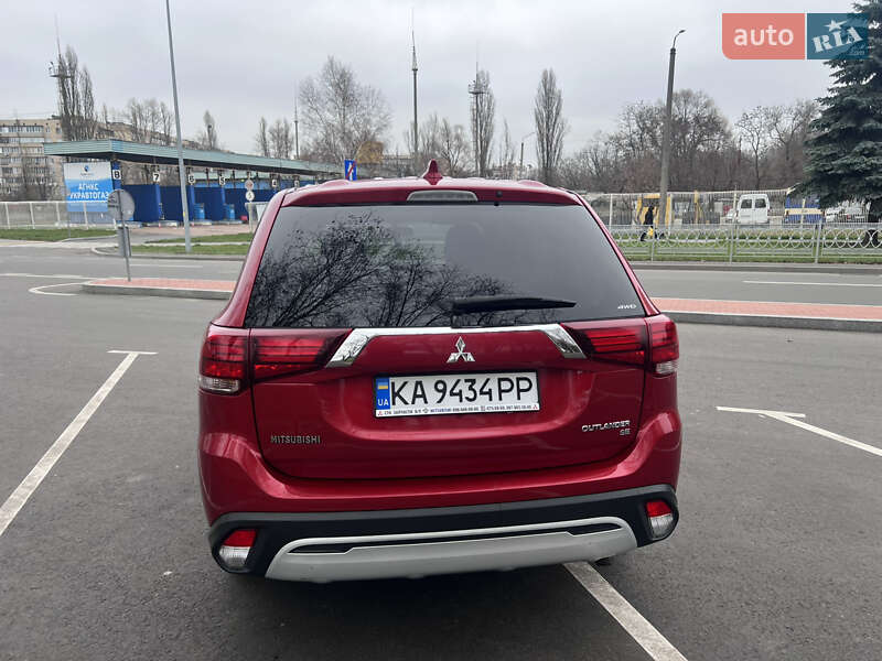 Внедорожник / Кроссовер Mitsubishi Outlander 2019 в Киеве фото 4 Внедорожник / Кроссовер Mitsubishi Outlander 2019 в Киеве