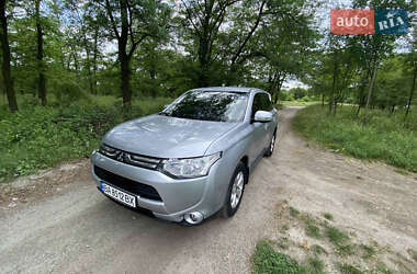 Позашляховик / Кросовер Mitsubishi Outlander 2013 в Кропивницькому