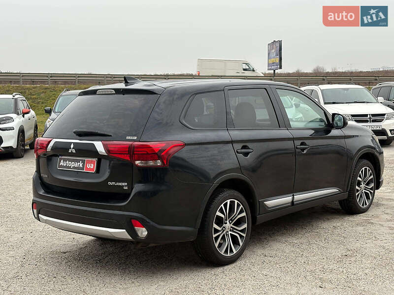 Позашляховик / Кросовер Mitsubishi Outlander 2017 в Львові фото 8 Позашляховик / Кросовер Mitsubishi Outlander 2017 в Львові