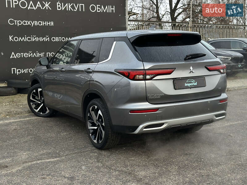 Позашляховик / Кросовер Mitsubishi Outlander 2023 в Харкові фото 4 Позашляховик / Кросовер Mitsubishi Outlander 2023 в Харкові