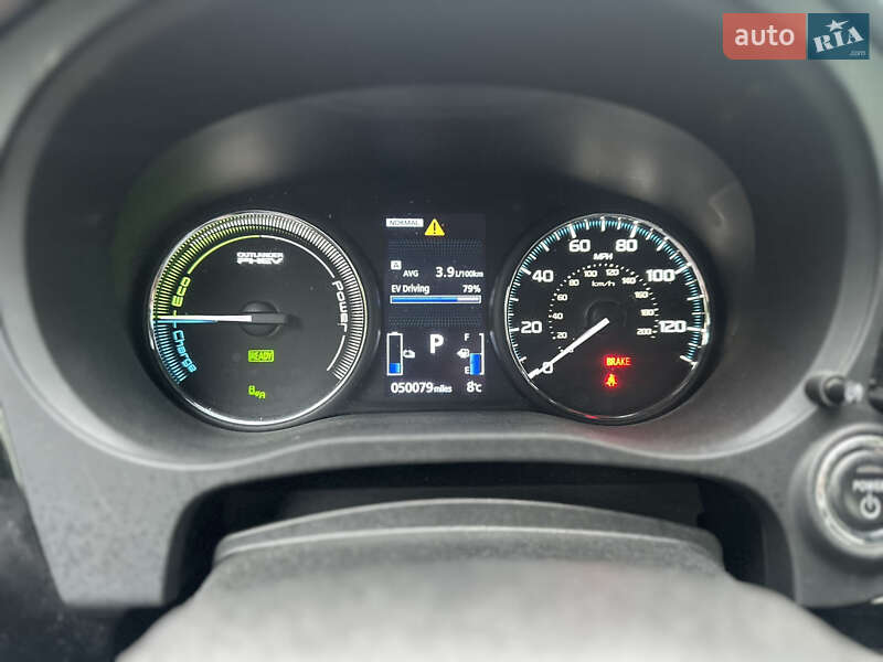 Позашляховик / Кросовер Mitsubishi Outlander 2019 в Львові фото 25 Позашляховик / Кросовер Mitsubishi Outlander 2019 в Львові