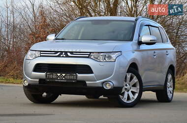 Позашляховик / Кросовер Mitsubishi Outlander 2013 в Стрию