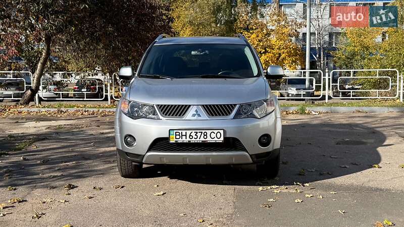Mitsubishi Outlander 2009