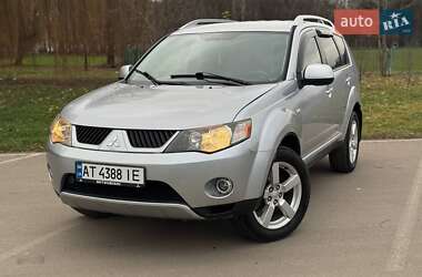 Позашляховик / Кросовер Mitsubishi Outlander 2008 в Івано-Франківську