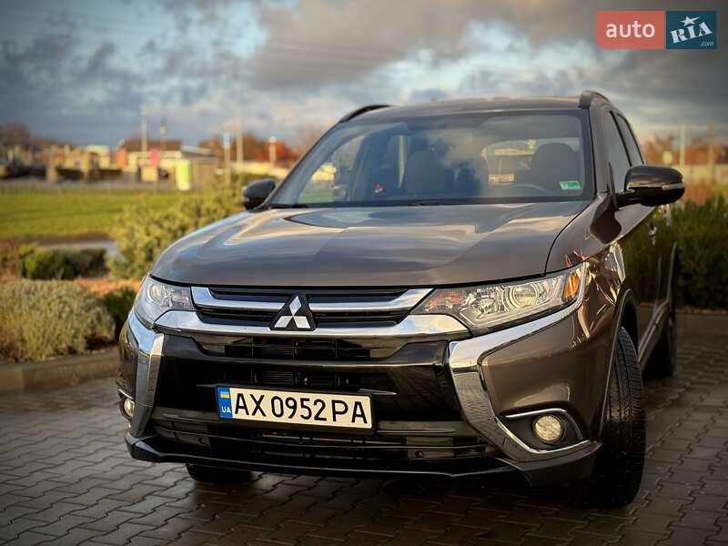 Внедорожник / Кроссовер Mitsubishi Outlander 2018 в Харькове фото 5 Внедорожник / Кроссовер Mitsubishi Outlander 2018 в Харькове