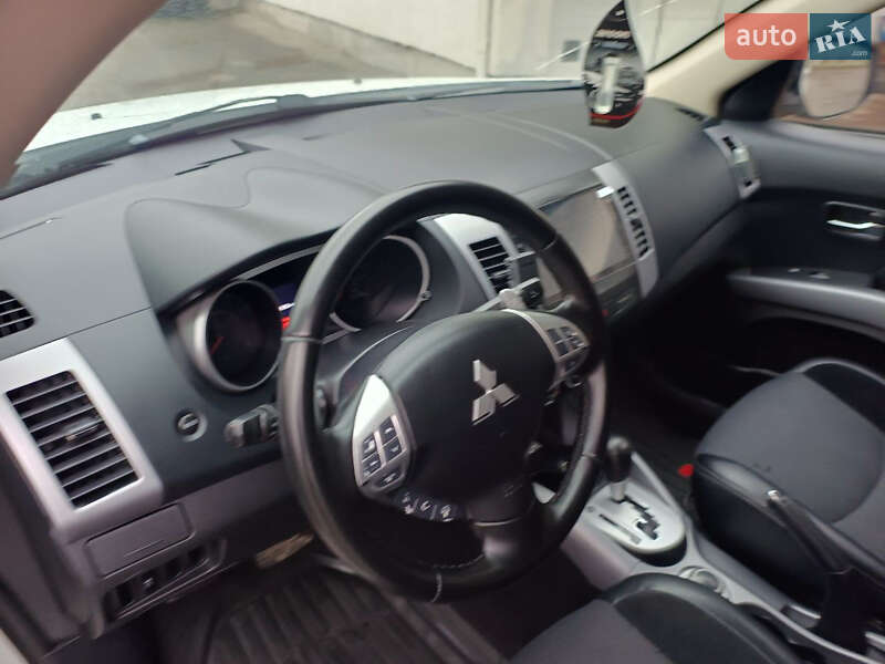 Внедорожник / Кроссовер Mitsubishi Outlander 2013 в Тернополе фото 19 Внедорожник / Кроссовер Mitsubishi Outlander 2013 в Тернополе