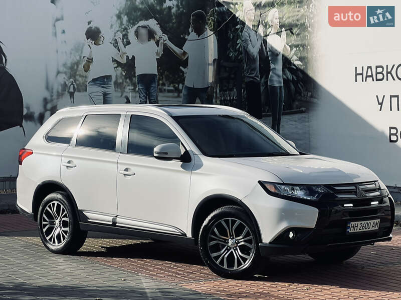 Внедорожник / Кроссовер Mitsubishi Outlander 2015 в Одессе фото 8 Внедорожник / Кроссовер Mitsubishi Outlander 2015 в Одессе